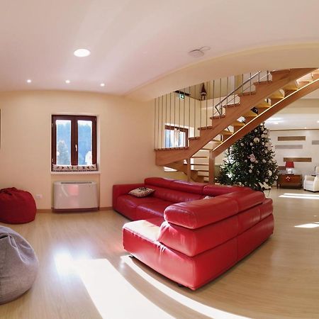 Abete Bianco - Albergo Del Natale Camigliatello Silano Dış mekan fotoğraf
