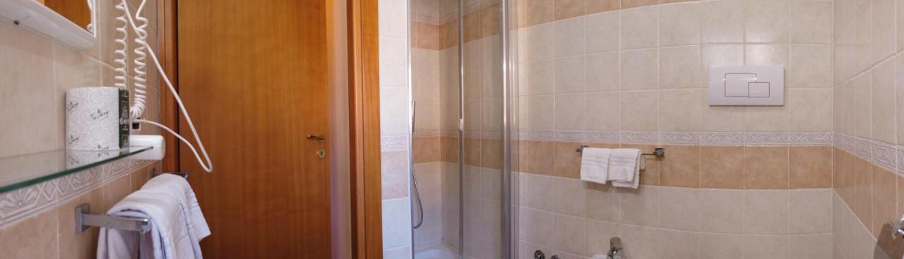 Abete Bianco - Albergo Del Natale Camigliatello Silano Dış mekan fotoğraf